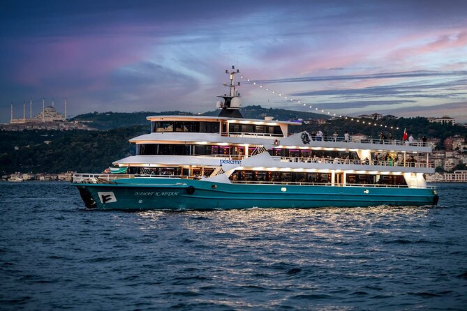 İstanbul Bosphorus Dinner Cruise with Traditional Turkish Show - The strongest part of the evening is the city at night
