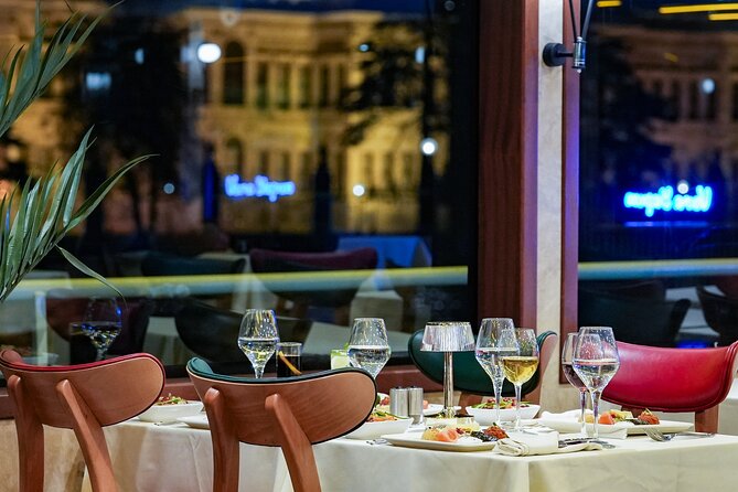 Istanbul: Bosphorus Dinner Cruise with Turkish Night Show - Why this three-hour Bosphorus cruise works