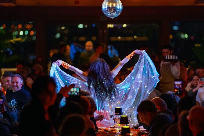 Istanbul: Bosphorus Dinner Cruise with Turkish Night Show - Rumeli Fortress and the two Bosphorus bridges