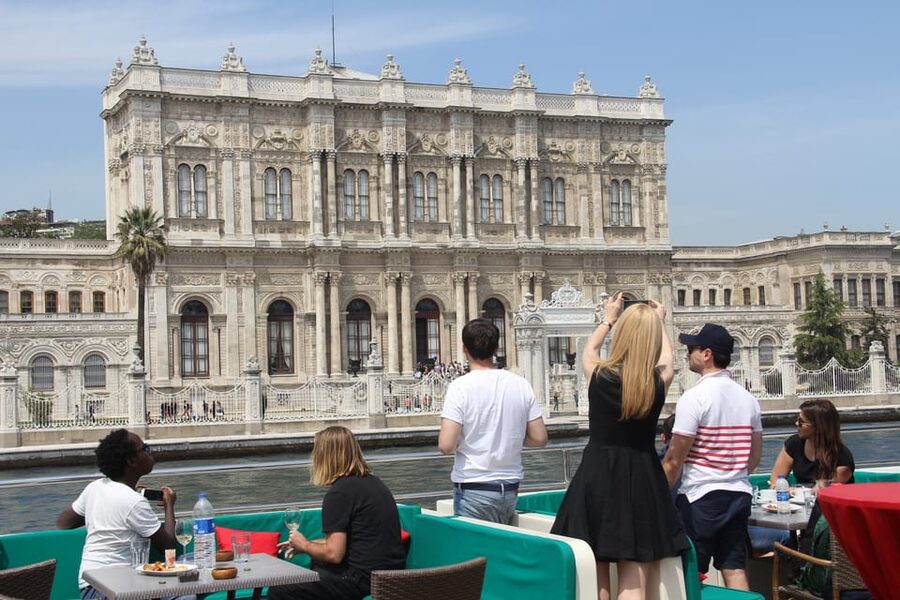Istanbul: Bosphorus Strait and Black Sea Lunch Cruise - Dolmabahçe and the first palace views
