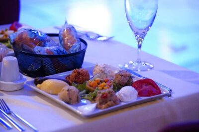 Dinner Cruise and Entertainment with Private Table