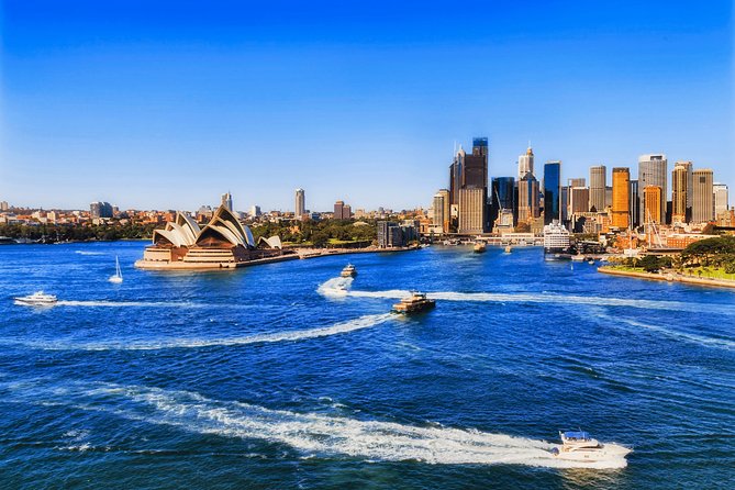 Jazz Lunch Cruise on Sydney Harbour - The route past Sydney’s famous icons