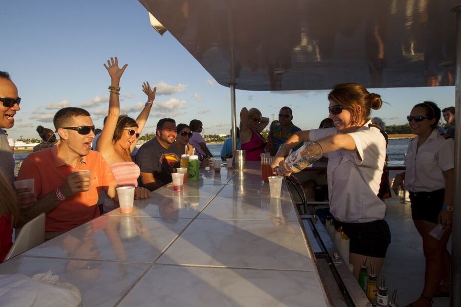 Key West: Sunset Dinner Cruise with Open Bar & Live Music - Who will enjoy this cruise most?