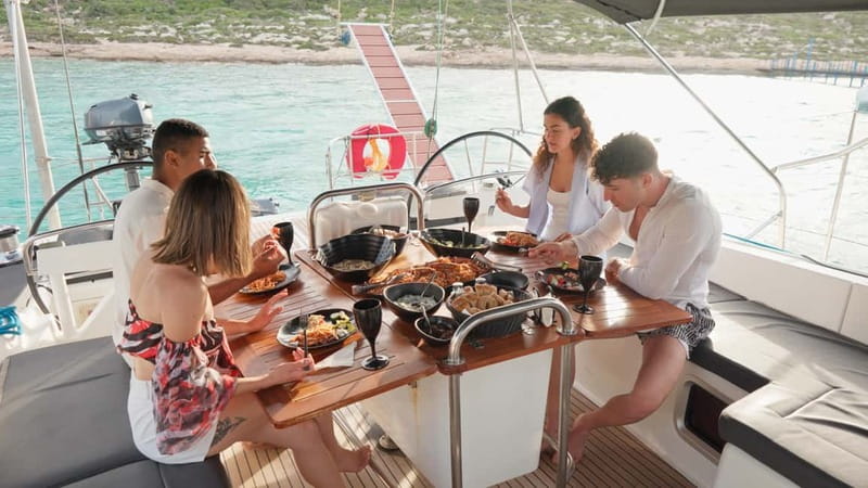 Kissamos: Balos & Gramvousa Sailing Cruise with Meal - Sailing toward Balos Lagoon