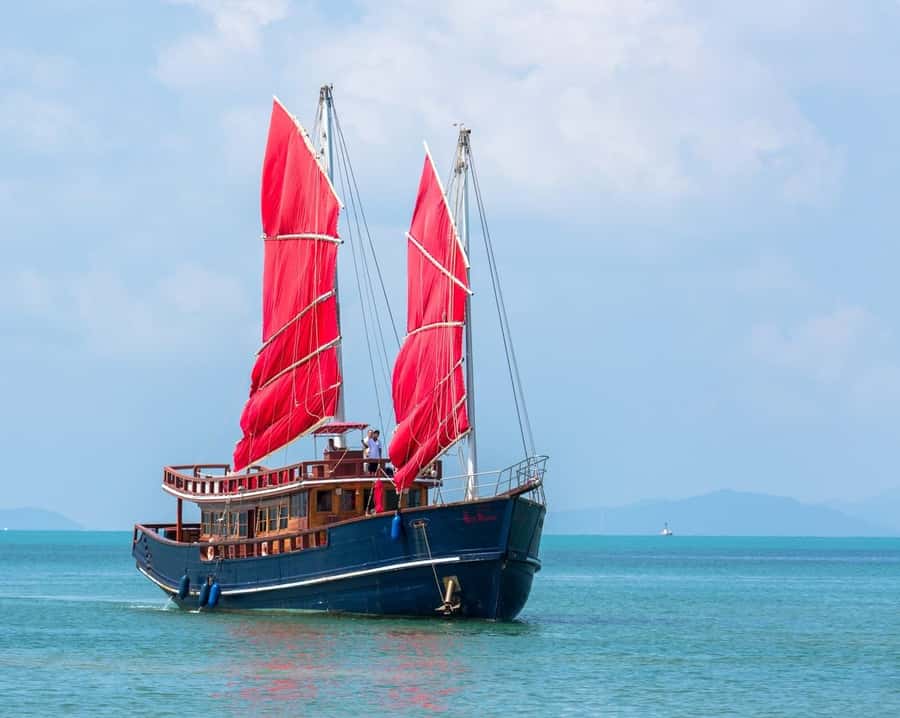 Koh Samui: Red Baron Romantic Sunset Dinner Cruise - A wooden junk yacht with room to slow down