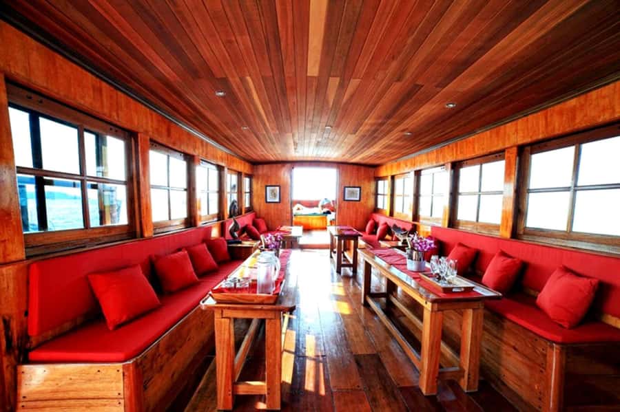 Koh Samui: Red Baron Romantic Sunset Dinner Cruise - Buffet dinner, fruit, and the onboard bar