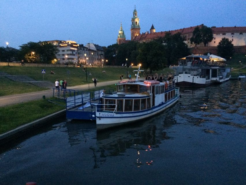 Krakow: Evening Cruise with a Glass of Wine - Wine, beer, and the onboard bar