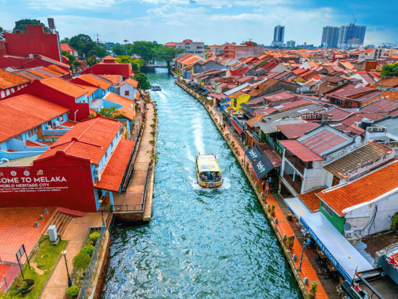 Kuala Lumpur: Malacca Day Trip with River Cruise and Lunch - A Famosa and St. Paul’s Hill begin the story