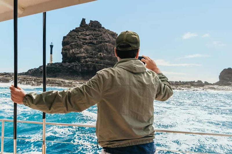 La Graciosa: Island Cruise with Lunch and Water Activities - Boarding the Catamaran and Finding Your Place