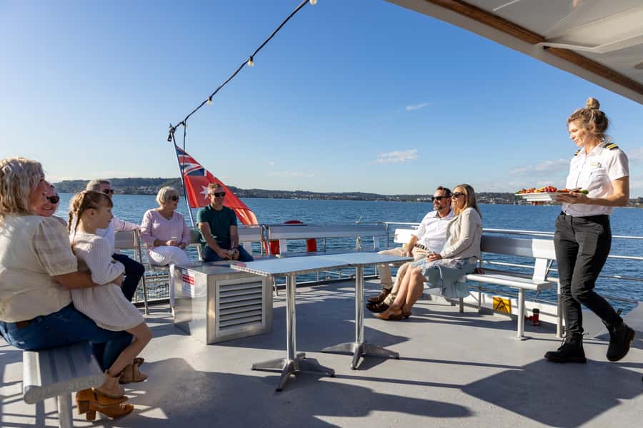 Lake Macquarie: Cruise with Lunch on the Lake - Boarding at Booragul Public Wharf