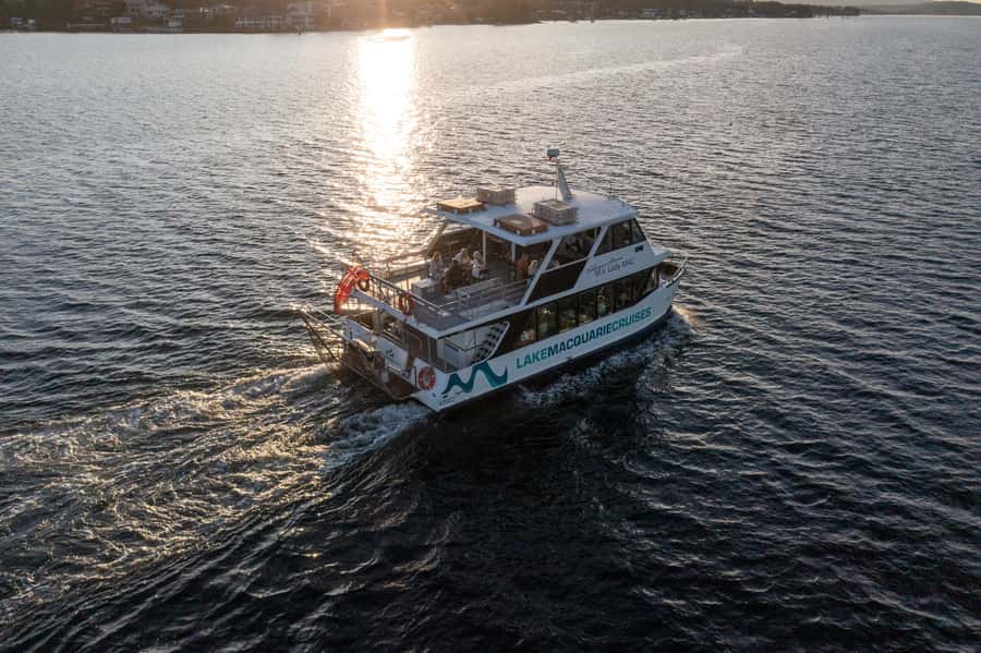 Lake Macquarie: Sunset Dinner Cruise with BBQ - Drinks cost extra, so plan your bar spending