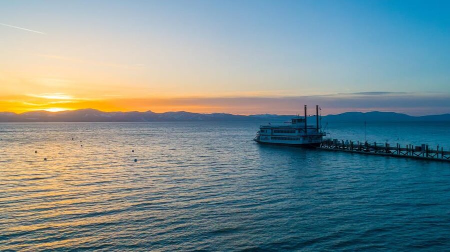 Lake Tahoe: Sunset Dinner Cruise - Accessibility and practical comfort