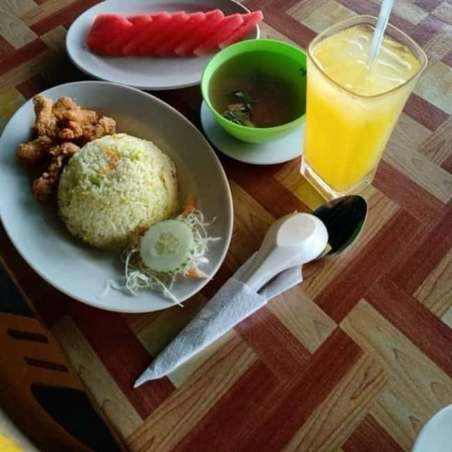 Langkawi: Floating Restaurant & Snorkeling Trip - Pulau Dangli gives you a quieter snorkel