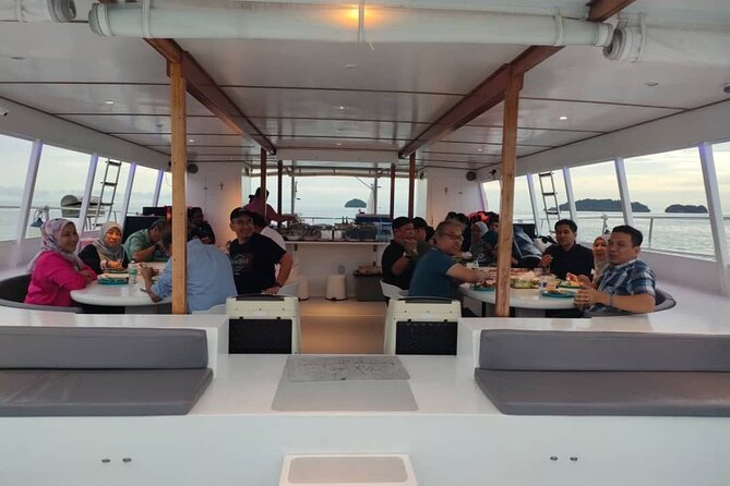 Langkawi Sunset Cruise with Buffet Dinner Jacuzzi & Hotel Pick up - Why the small group size matters