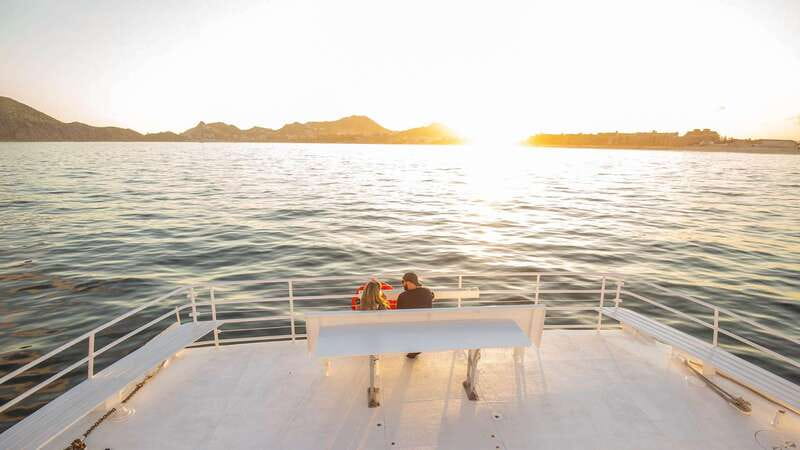 Los Cabos: Sunset Dinner Cruise with Transportation - Key things to know before booking