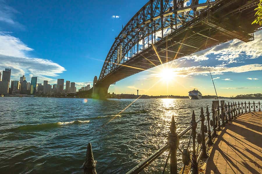 Lunch Cruise with Live Jazz on Sydney Harbour - Three hours of harbour scenery from the water