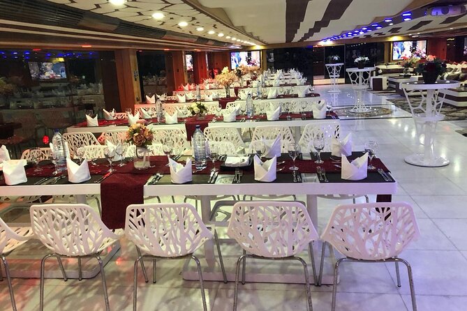 Luxury 7 Star Mega Yacht Dinner Cruise with International Buffet - The 2.5-hour sailing route