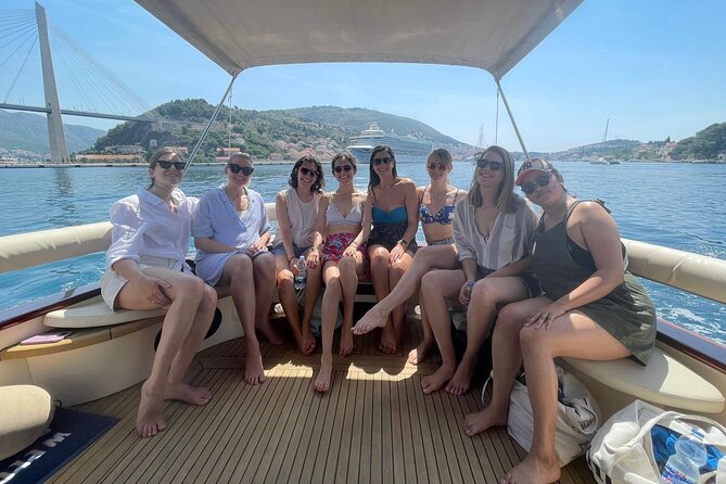 Luxury Elaphite Islands half day Cruise with lunch Apreamare - Who should book this island day?