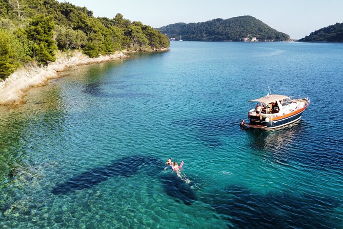 Luxury Elaphite Islands half day Cruise with lunch Apreamare - Lopud: the best beach break