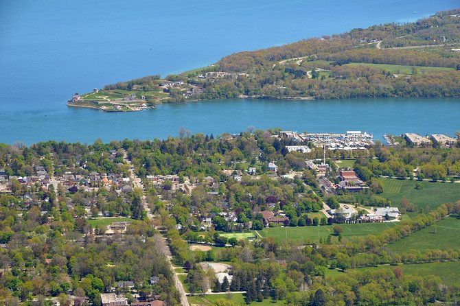 Luxury Niagara Falls Day Trip from Toronto with Cruise and Lunch - Niagara-on-the-Lake is the gentlest stop of the day