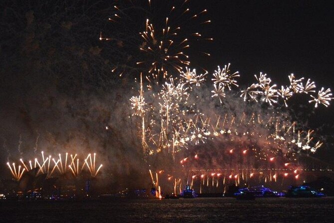 Luxury Sydney Harbor New Years Eve Fireworks Dinner Cruise 2026-7 - Why this New Year’s Eve cruise costs so much