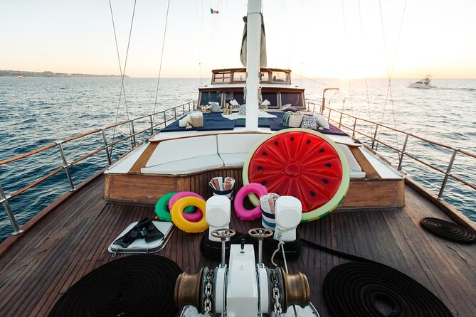 Luxury Yacht Snorkeling & Lunch Cruise from Cabo San Lucas - Baja tacos and a long lunch aboard the yacht