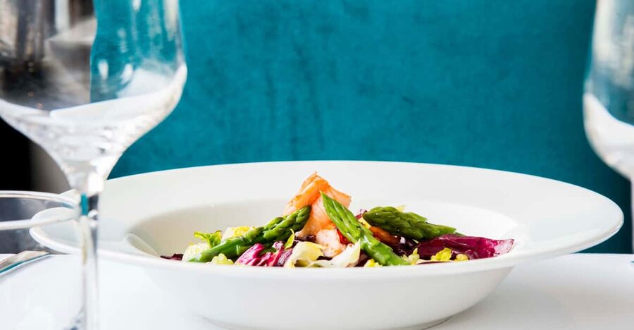 Lyon 2.5-Hour Lunch Cruise - Main courses shaped by the Rhône-Alpes region