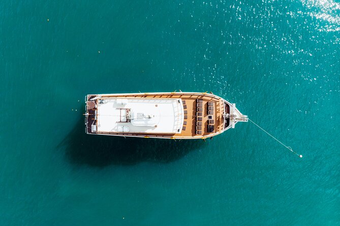 M/Y Lalida Sunset Dinner Cruise in Krabi - Poda Island, With a Choice About Going Ashore