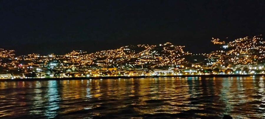 Madeira: Sunset Dinner Cruise - Funchal lights from the water