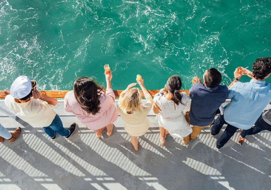 Marina Del Rey: NYE Gourmet Brunch Cruise - A buffet that goes well beyond breakfast pastries