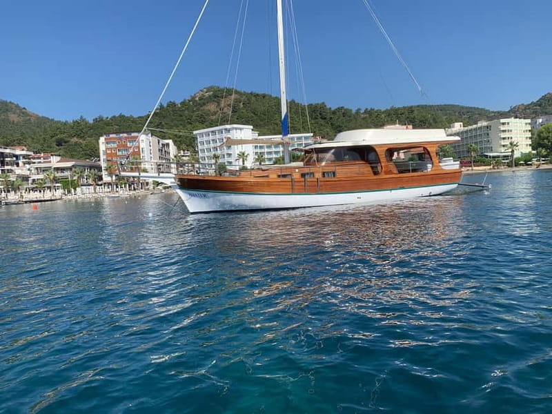 Marmaris: Private Boat Cruise with Lunch - A private day on Marmaris Bay