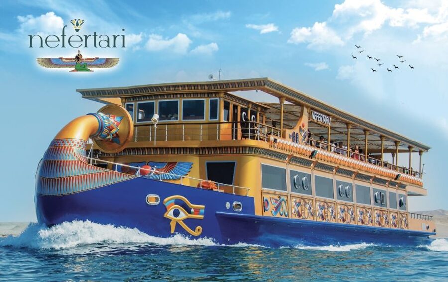 Marsa Alam: Nefertari Sunset Turtle Bay Cruise with Dinner - Costumes, photos, and the people side of the trip