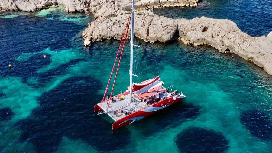 Marseille : Calanques Catamaran Cruise with Lunch & Wine - What the included equipment is really worth