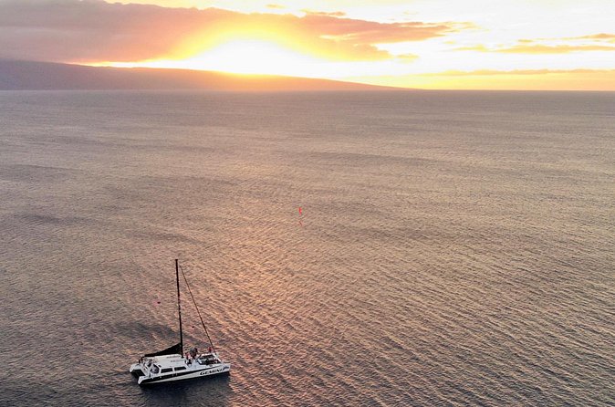 Maui: Coast of Ka'anapali Beach Sunset Dinner Sail - Who should book this sunset sail?