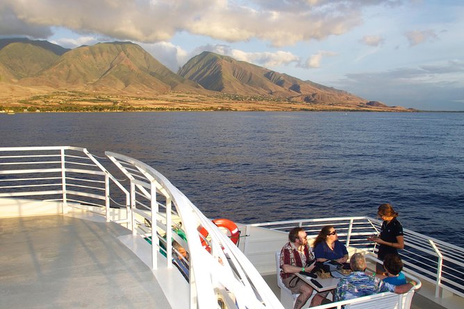 Maui Premium Dinner Cruise: Four Course Dining Experience - Practical details that affect your evening