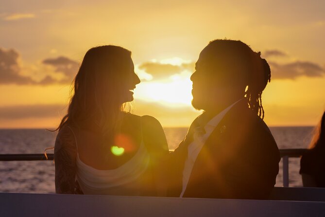 Maui Sunset Dinner Cruise - A Hawaiian Hula Experience - Hawaiian music and hula give the cruise its character