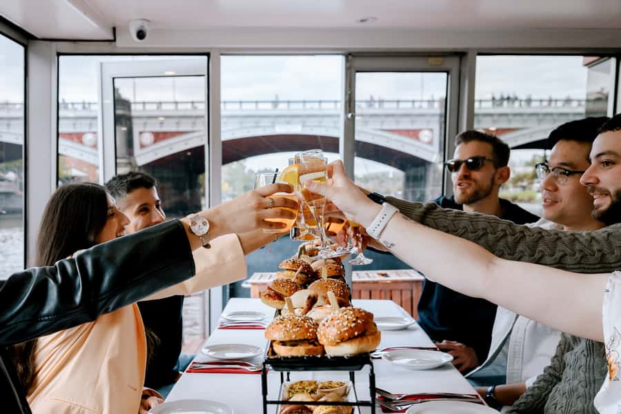 Melbourne: 2-Hour Bottomless Brunch Cruise - The bottomless drinks package at $90