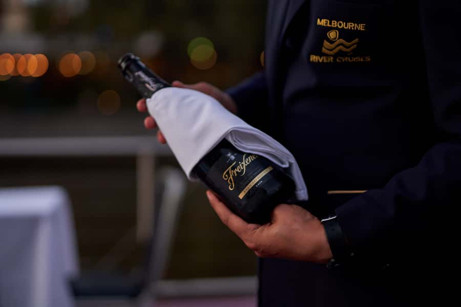 Melbourne: 4-Course Dinner Cruise with Drinks - The four-course menu, from tasting platter to cheese