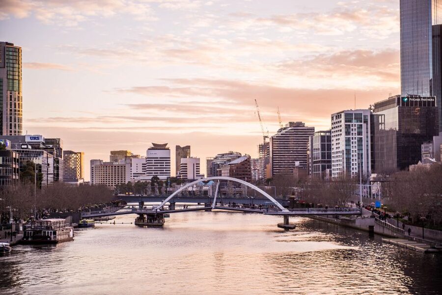 Melbourne: Spirit Of Melbourne Yarra River Lunch Cruise - What to know before you book
