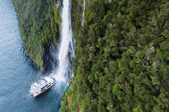 Milford Sound Luxury Lunch Cruise onboard The Fiordland Jewel - Lady Bowen Falls and the waterfalls of Milford Sound