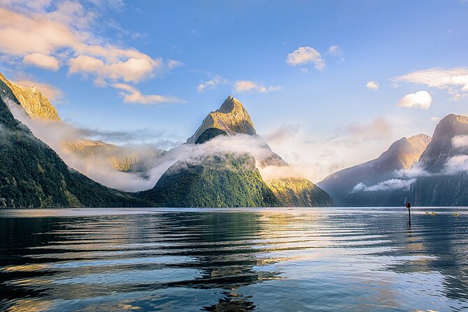 Milford Sound Luxury Lunch Cruise onboard The Fiordland Jewel - Comfort, group size, and the luxury question
