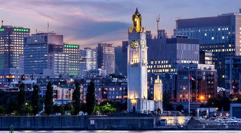 Montréal: 3 or 5-Course Dinner Cruise with DJ & Dancing - Seating, decks, and getting the best views
