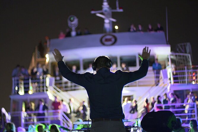 Montreal: Evening cruise with DJ - Leaving the Old Port at 7:00 pm