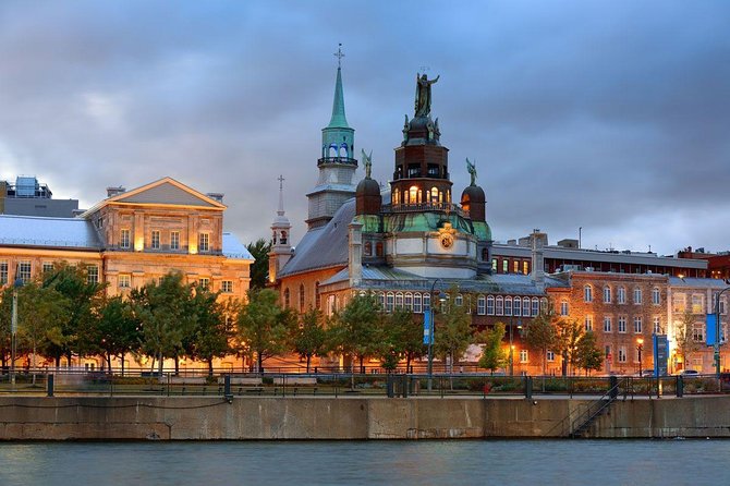 Montreal Gourmet Dinner Cruise with DJ & Dancing - Who should book this Montreal dinner cruise?