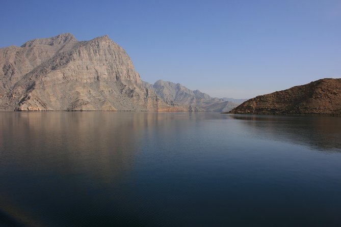 Musandam Khasab Full day dhow cruise with Lunch - Lunch, fruit, and drinks on the dhow