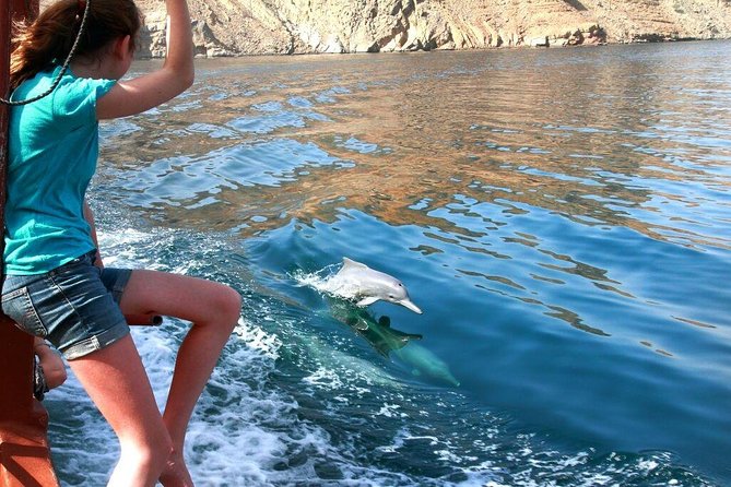 Musandam Khasab Full day dhow cruise with Lunch - How the five-hour description fits the 9:00 am to 4:00 pm day