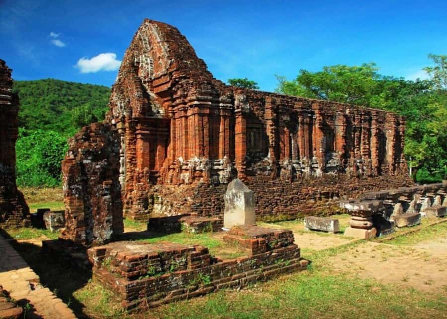 My Son Sanctuary Morning Tour w Thu Bon River Cruise & Lunch - The 7:30 am Pickup From Hoi An