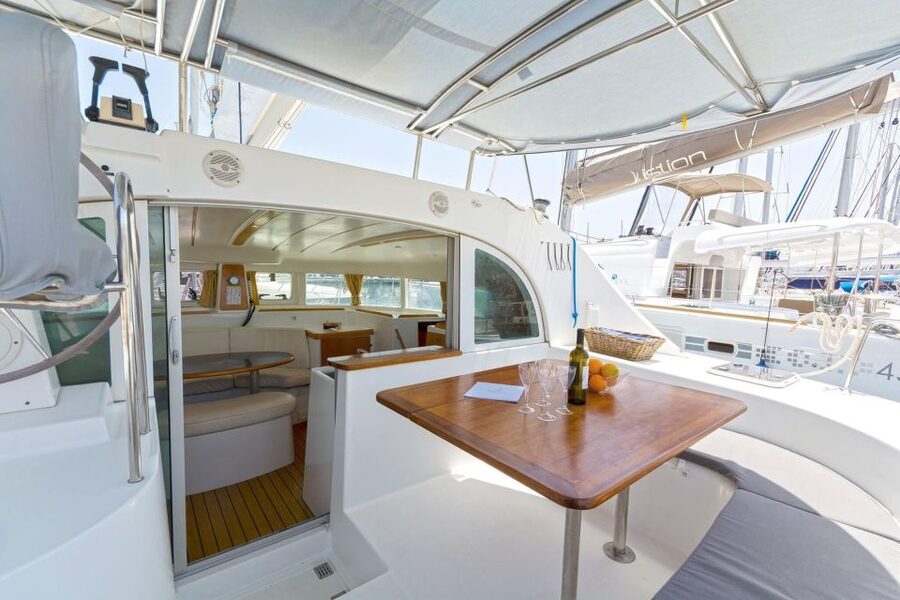 Mykonos: Catamaran Cruise With Meal and Drinks - Is $176 a fair price?