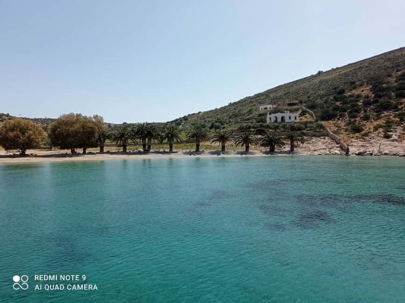 Naxos: Naxos Catamaran Sailing Cruise with Lunch and Drinks - Greek food served on deck