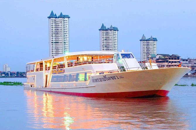 New Year Party : Chao Phraya Princess Dinner Cruise with Return Transfer - Filipino bands, saxophone, and dancing